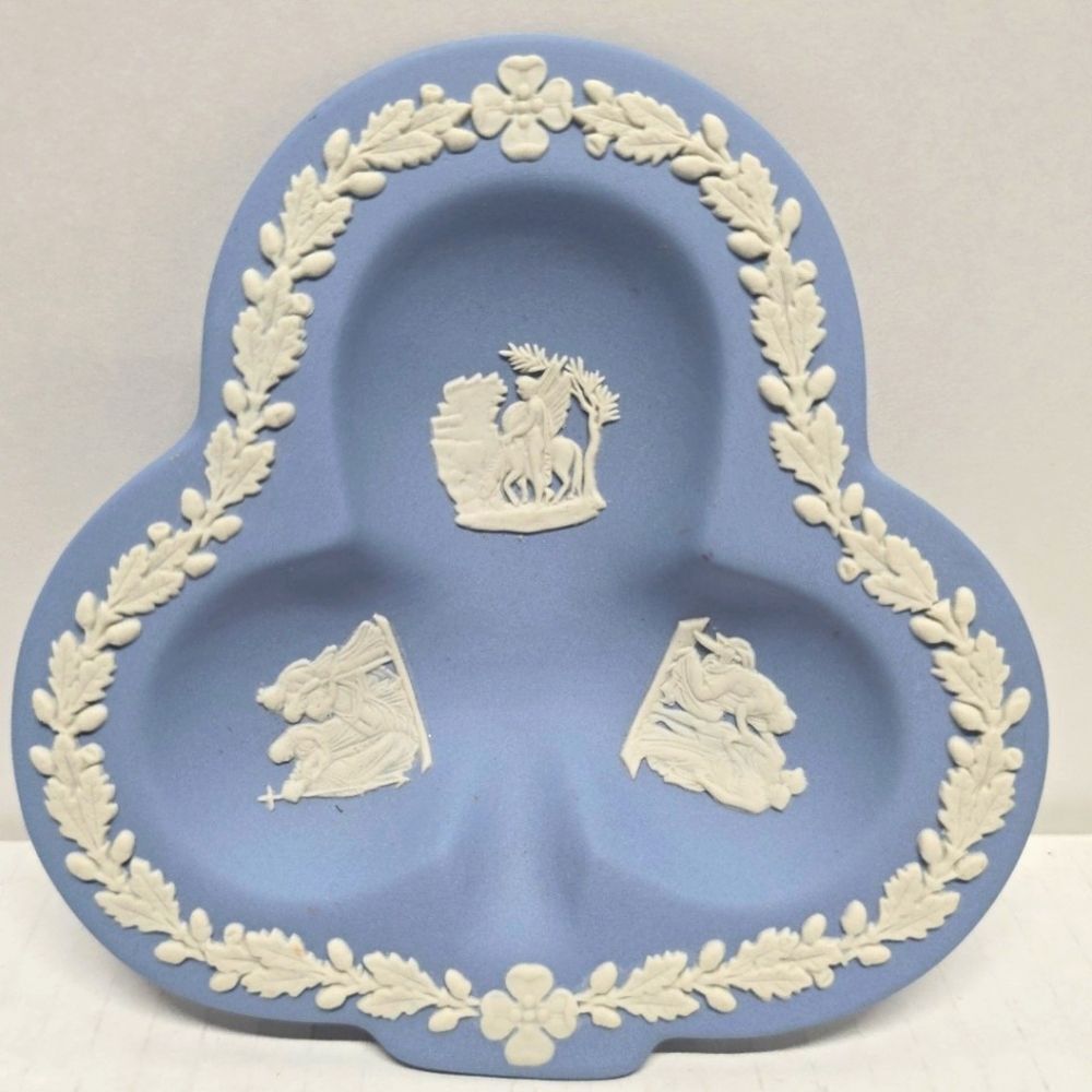 Blue Wedgwood Jasperware Club Shaped Trinket Dish Ashtray